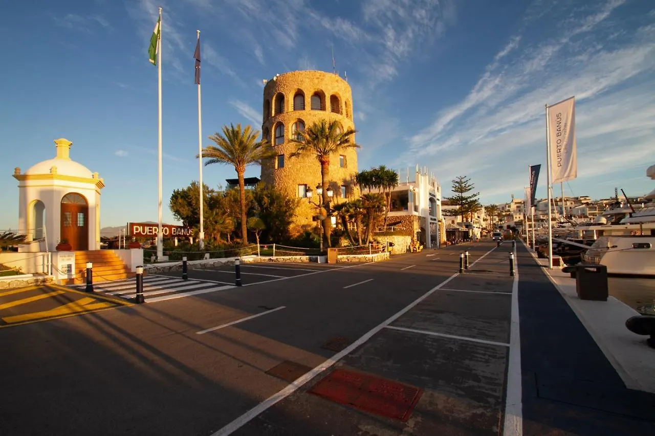 Marbella Banus Suites - Iris Tropical Garden Banus Suite Apartment Spain