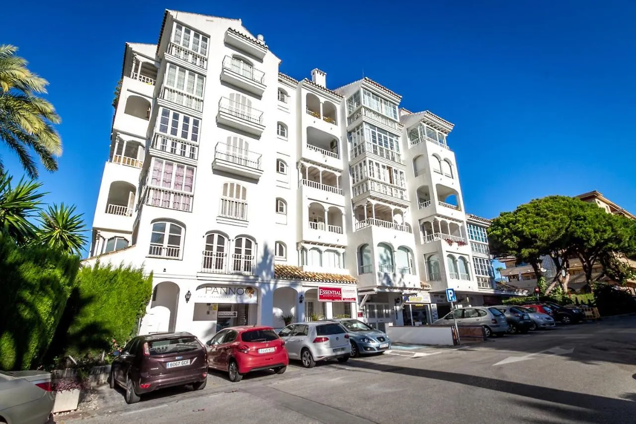 Marbella Banus Suites - Iris Tropical Garden Banus Suite Apartment 0*,  Spain