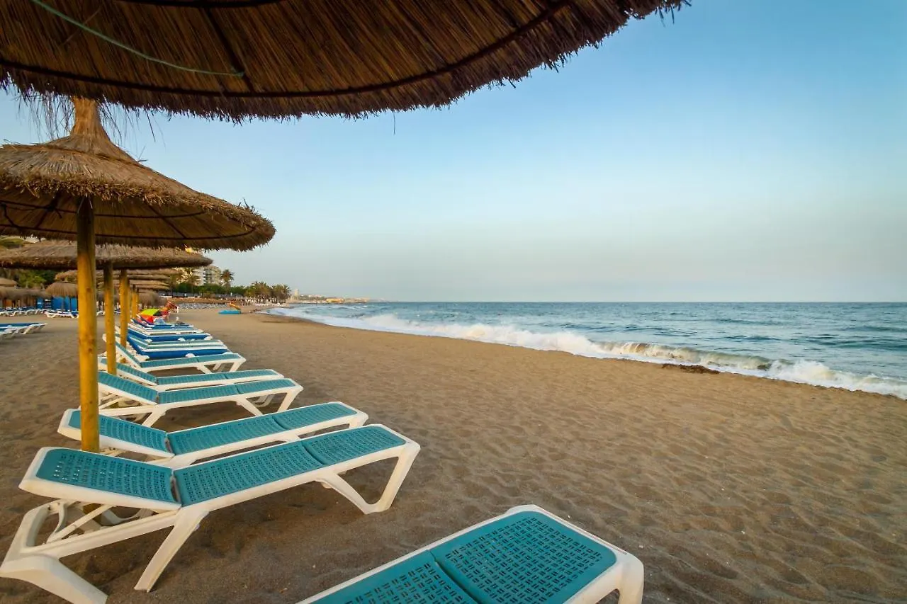 Marbella Banus Suites - Iris Tropical Garden Banus Suite Apartment Spain